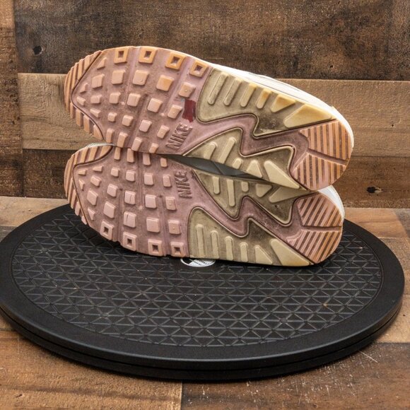 NIKE AIR MAX 90 WOMENS ATHLETIC SHOES RETRO SNEAKERS LIGHT BROWN LOW SIZE 10.5 - Picture 4 of 9